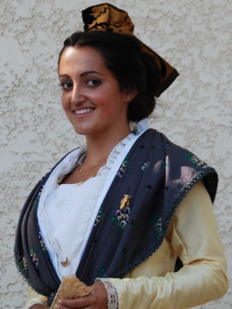 secrétaire adjointe Justine Combe